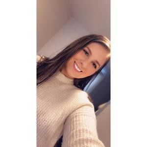 Meet your Posher, Lacey